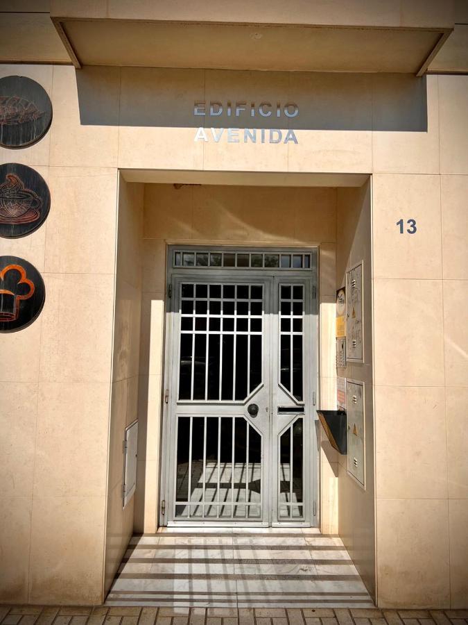 Homely Malaga Av Rosaleda Centro Historico Екстер'єр фото